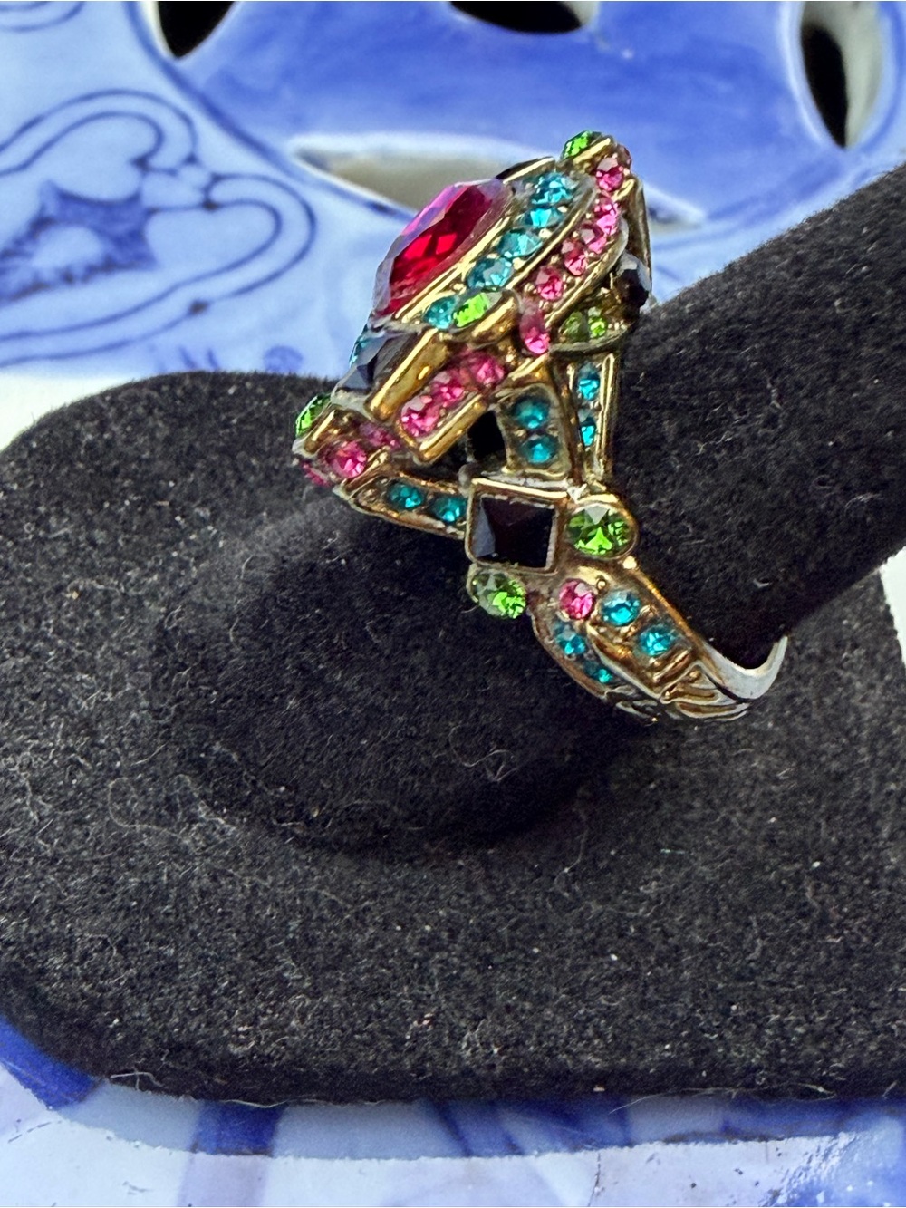 Heidi Daus Fuchsia Marquise Multicolor Crystal Statement Cocktail Ring. *Size 7 - Picture 4 of 8